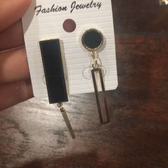 Boho Geometric Asymmetrical Earrings jewelry - Picture 5 of 5